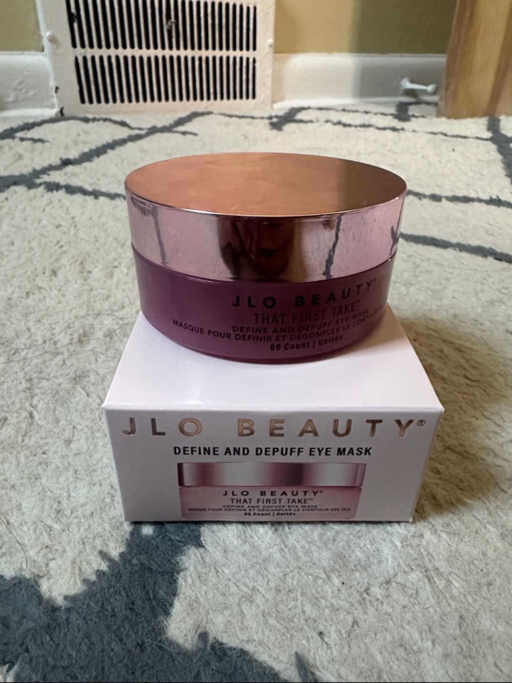 JLo Beauty That First Take Define and Depuff Eye Mask - Pink